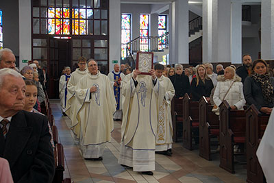 wito Matki Boej Racowej - 07.10.2025. Odpust parafialny to uroczysto w naszej parafii MBR patronki kocioa.