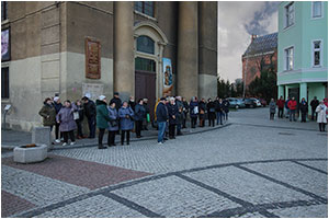 Droga Krzyowa ulicami Dzieroniowa - 09.04.2022.
