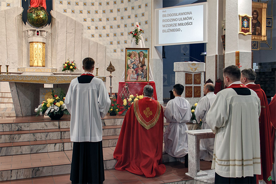 Perygrynacja relikwii i obrazu b. Rodziny Ulmw 07-08.11.2023. 