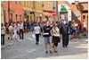 Pielgrzymi z caego wiata na dzieroniowskim rynku -  23.07.2016.