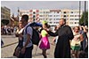 Pielgrzymi z caego wiata na dzieroniowskim rynku -  23.07.2016.
