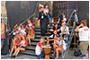 Pielgrzymi z caego wiata na dzieroniowskim rynku -  23.07.2016.