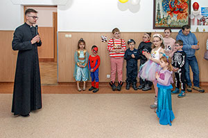 Zabawa Karnawaowa dla dzieci (uczestnikw zaj w wietlicy rodowiskowej w naszej parafii) - 15.02.2025. 
